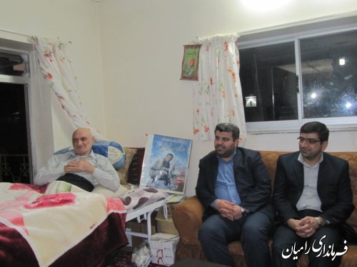 دیدار صمیمانه فرماندار رامیان با خانواده شهدا در روستای سفید چشمه
