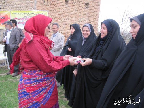 جشنواره آیین ها ،بازیها و غذاهای بومی و محلی روستاهای بخش مرکزی رامیان در روستای قره قاچ برگزار شد