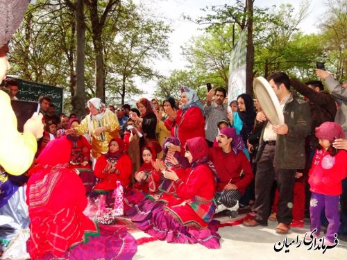 جشنواره آیین های  بومی محلی روستا های  بخش مرکزی شهرستان رامیان برگزار شد .