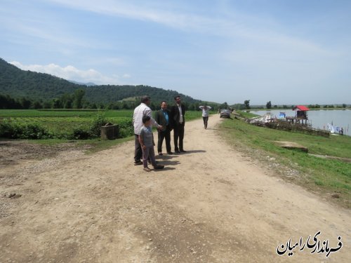 بازدید  فرماندار رامیان از محل برگزاری جشنواره توت فرنگی در روستای شفیع آباد