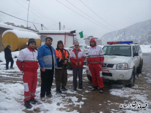 بارش شدید برف جاده های کوهستانی شهرستان رامیان را مسدود کرد