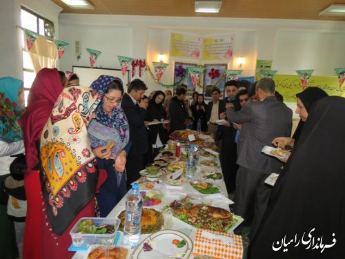 برگزاری جشنواره غذای سالم در شهر تاتارعلیا به مناسبت  ایام ا... دهه مبارک فجر 