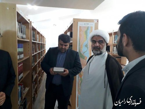 افتتاح نمایشگاه فروش کتاب با حضور فرماندار و مسئولین شهرستان رامیان برگزار شد