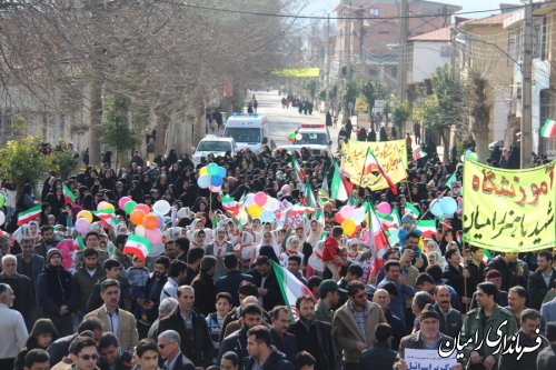 راهپیمایی 22 بهمن در شهرستان رامیان برگزار شد