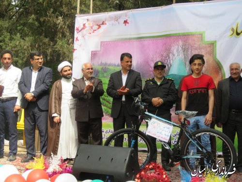 جشنواره فرهنگ و اقتصاد روستاي سعد آباد بخش فندرسك واقع در شهرستان رامیان برگزار شد