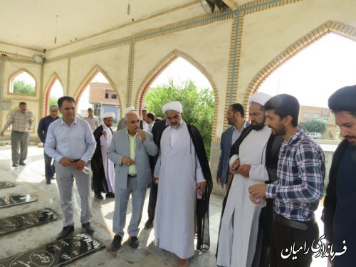 غباروبی گلزار شهداء شهرستان رامیان به مناسبت  گرامیداشت اقامه نخستین نماز جمعه کشور در شهرستان رامیان برگزار گردید