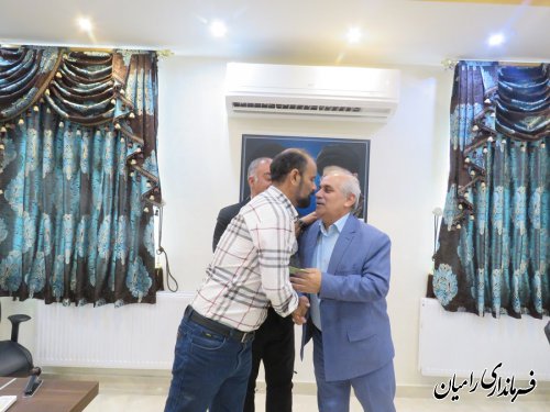 فرماندار رامیان  به مناسبت هفته خبرنگار از خبرنگار فعال صدای گلستان تقدیر کردند