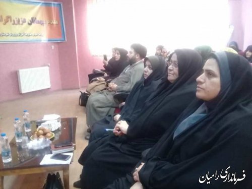 فرماندار رامیان در همایش بانوان؛  زنان در انقلاب اسلامی سهم بسزایی داشتند.
