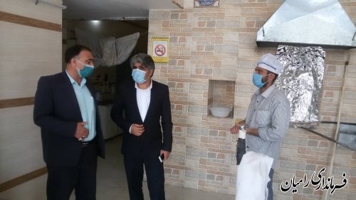 بازدید فرماندار رامیان از یک واحد نانوائی واقع در شهر خان به بین
