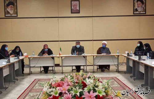 نشست بانوان فعال شهرستان رامیان با مدیرکل امور بانوان و خانواده استانداری و فرماندار شهرستان