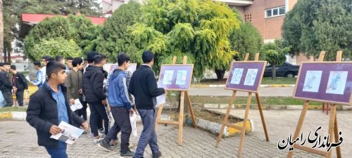 برپایی نمایشگاه مبارزه با مواد مخدر در پارک شهر رامیان