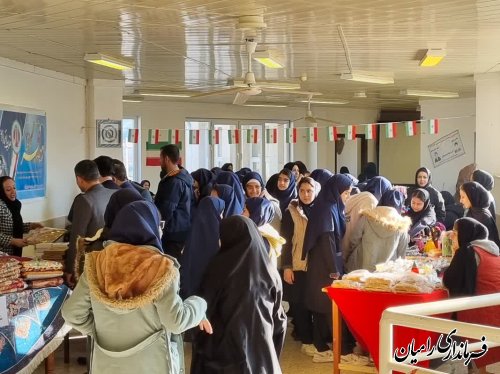 افتتاح بازارچه کسب و کار دانش آموزی در کانون نعیم شهرستان رامیان